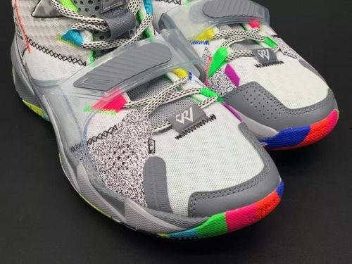 外网国产球鞋测评视频  第2张